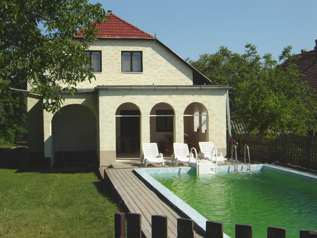 Somogyi Vendeghaz Villa Zamardi Exterior photo